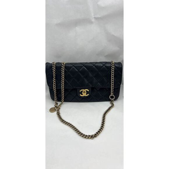 CHANEL Handbags - Chanel Vintage Classic Flap BlackLambskin Gold Hardware Quilted Double Chain Bag